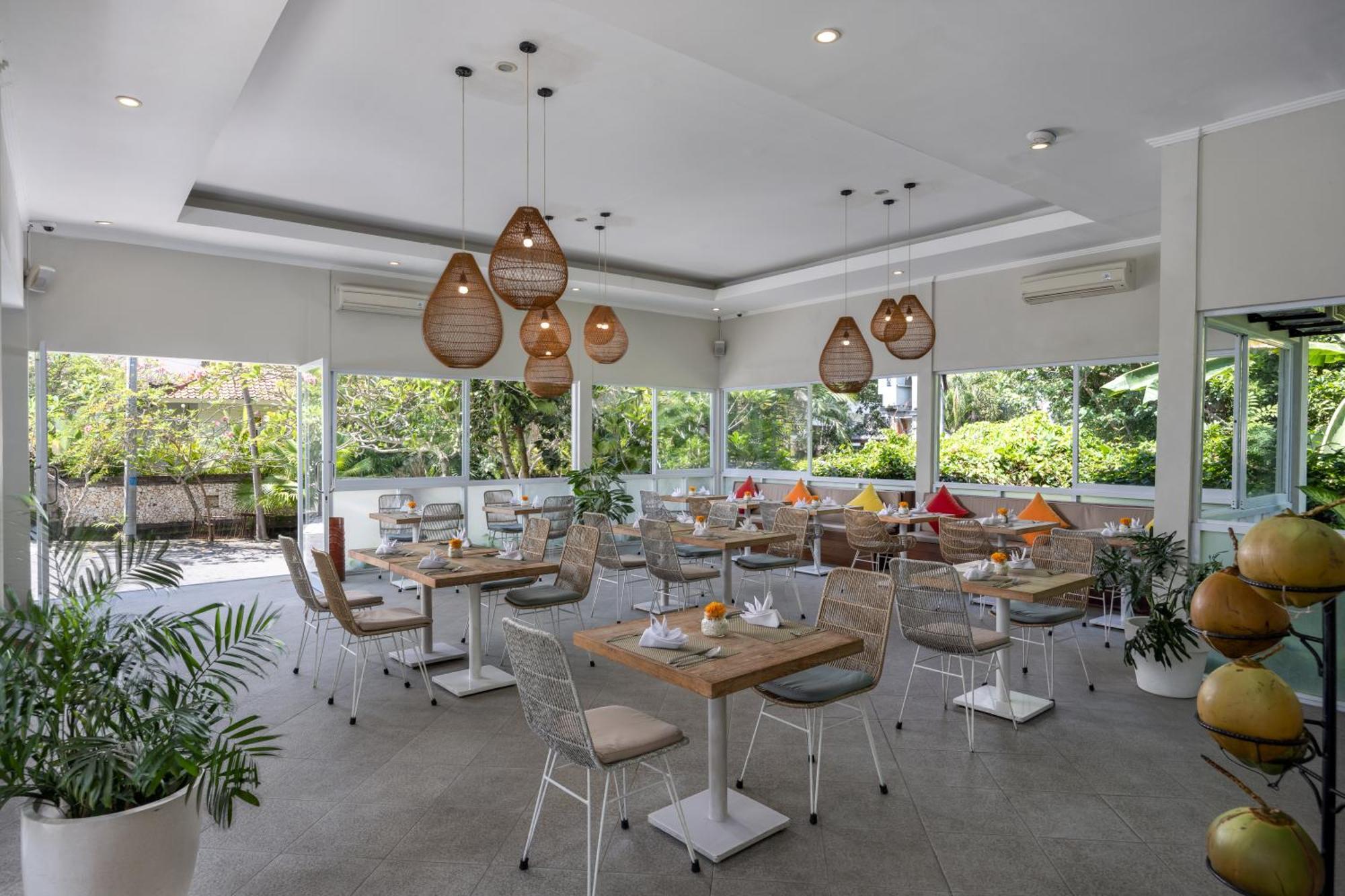 Tapa Tepi Kali Canggu